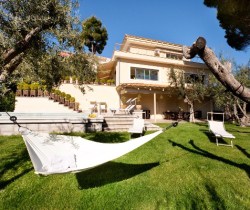 01Villa-Loren-Exterior