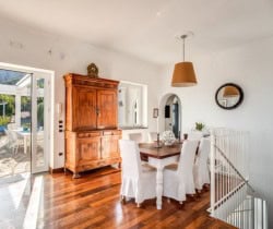 Villa-Millie-Dining-room