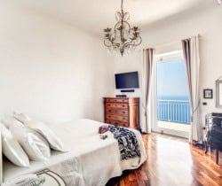 Villa-Millie-Bedroom