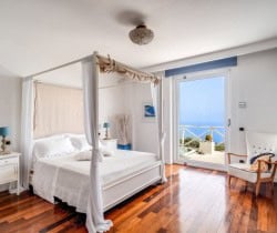 Villa-Millie-Bedroom