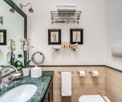 Villa-Millie-Bathroom