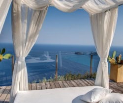 Villa-Millie-Outdoor-chill-out-area