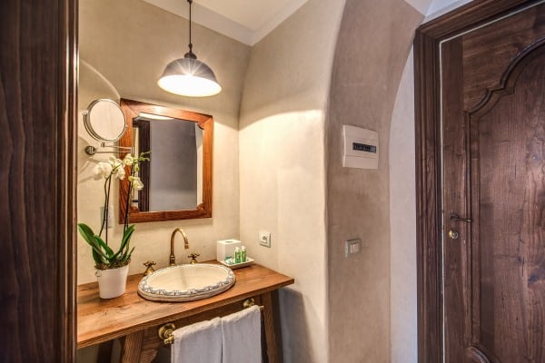 Villa-Sarmina-Bathroom