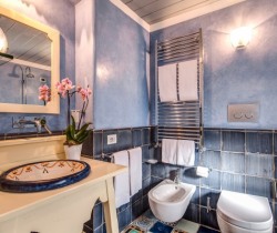 Villa-Sarmina-Bathroom