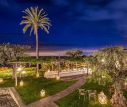 Villa-Sarmina-Al-fresco-dining-weding-party