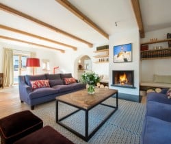 Chalet-Amadia-Living-room