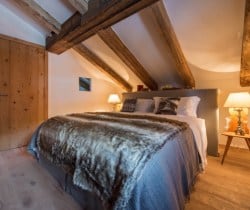Chalet-Amadia-Bedroom