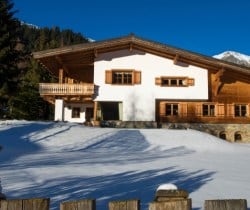 Chalet-Gabl-Exterior
