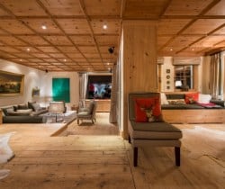 Chalet-Gabl-Living-room