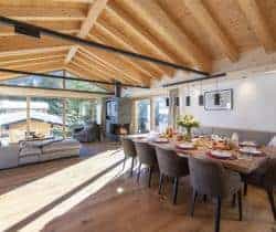 Chalet-Galzi-Dining-room