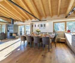 Chalet-Galzi-Dining-room