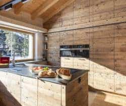 Chalet-Galzi-Kitchen