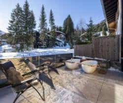 Chalet-Galzi-Hot-bat