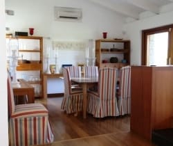 18Villa Elinor - Dining area
