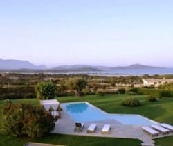 2Villa Elinor- Outside views