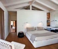 Villa-Strelizia-Bedroom