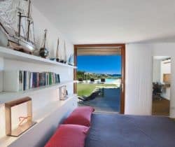 Villa-Strelizia-Bedroom