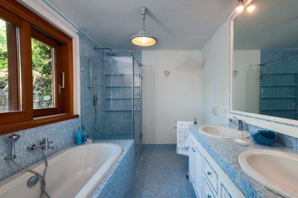 Villa Turchese: Bathroom