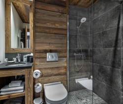 Chalet-Chatelard-Bathroom