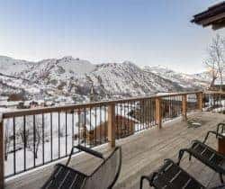 Chalet-Pralin-Outdoor-chill-out-area