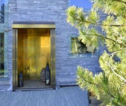 Chalet Cube - Outside View - Entrance 2