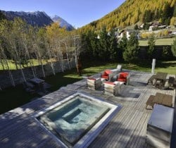 Chalet Cube - Outside View - Pool Deck 3