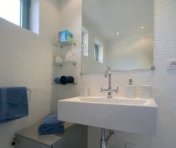 Villa Lin: Bathroom