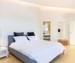Villa-Antares-Bedroom