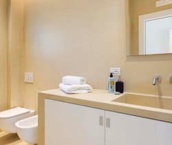 Villa-Antares-Bathroom