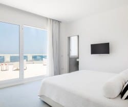 Villa-Diamanti-Bedroom