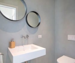 Villa-Diamanti-Bathroom