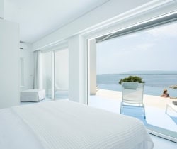 Villa-Renella-Bedroom