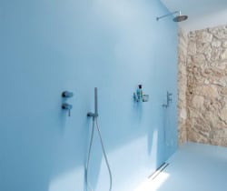 Villa-Renella-Bathroom