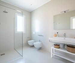 Villa-Zaffiri-Bathroom