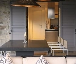 Villa Fontanelle: Al fresco dining area