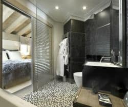 Chalet-Nacar-Bathroom