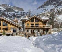 Chalet-Nevada-Exterior