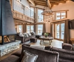 Chalet-Nevada-Living-room