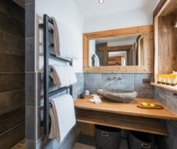 Chalet-Nevada-Bathroom