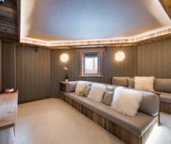 Chalet-Nevada-Cinema-room