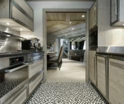 Chalet-Onyx-Kitchen