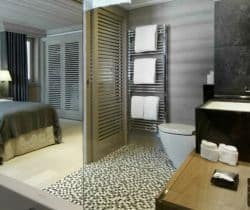 Chalet-Onyx-Bathroom