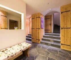 Chalet-Alani-Spa-area