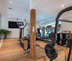 Chalet-Berarde-Fitness-room
