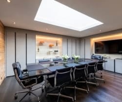 Chalet-Berarde-Conference-room