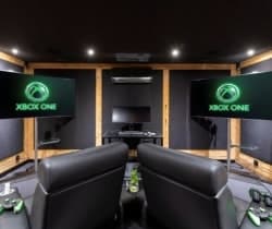 Chalet-Berarde-Games-room