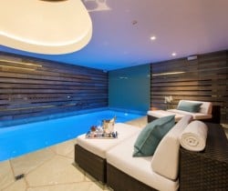 Chalet-Berit-Swimming-pool