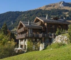 Chalet-Carlisle-Exterior