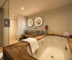 Chalet-Carlisle-Bathroom