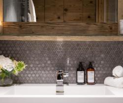 Chalet-Clou-Bathroom